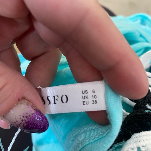 New Beautiful Size Medium (6) or 3 X-Large (14) Blouse!(#292) - Picture 8 of 10